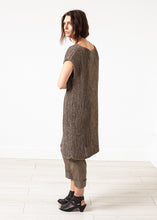Load image into Gallery viewer, Cila Jumper in Mud - ez haihv