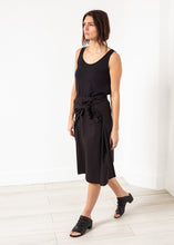 Load image into Gallery viewer, Bow Skirt in Black - ez haihv