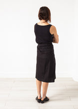 Load image into Gallery viewer, Bow Skirt in Black - ez haihv