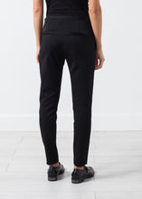 Load image into Gallery viewer, Clarence Trouser in Black - ez haihv