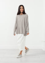 Load image into Gallery viewer, Fitted Skirt - ez haihv