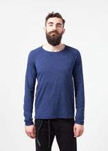 Load image into Gallery viewer, Daris Tee in Blue - ez haihv