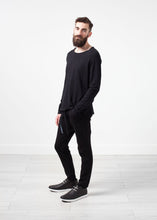 Load image into Gallery viewer, Daris Tee in Black - ez haihv