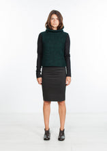 Load image into Gallery viewer, Boucle Turtle Neck in Green/Black - ez haihv
