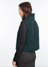 Load image into Gallery viewer, Boucle Turtle Neck in Green/Black - ez haihv