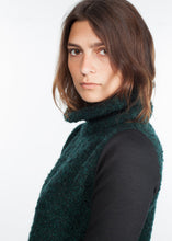 Load image into Gallery viewer, Boucle Turtle Neck in Green/Black - ez haihv