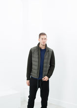 Load image into Gallery viewer, Cashmere Jersey Long Sleeve Tee in Navy - ez haihv