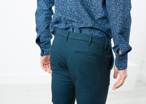 Diamond Weave Trouser in Sky - ez haihv