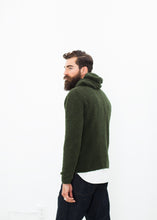 Load image into Gallery viewer, Grizzly Pullover in Greenfinch - ez haihv