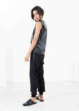 Load image into Gallery viewer, Camiliah Trouser in Black - ez haihv