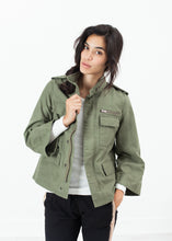 Load image into Gallery viewer, Big Army Jacket in Olive - ez haihv