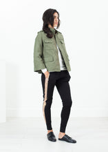 Load image into Gallery viewer, Big Army Jacket in Olive - ez haihv