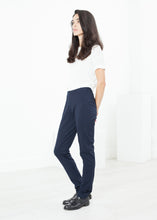 Load image into Gallery viewer, Easy Slim Pant in Navy - ez haihv