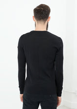 Load image into Gallery viewer, Button Shoulder Pullover in Black - ez haihv