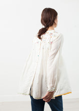 Load image into Gallery viewer, Floral Front Peasant Blouse in White - ez haihv