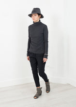 Load image into Gallery viewer, Cotton Long Tee in Ink - ez haihv