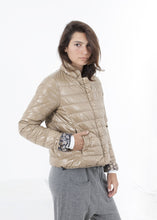 Load image into Gallery viewer, Deione Coat in Graphite Floral - ez haihv