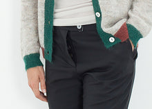 Load image into Gallery viewer, Girlfriend Trouser in Black - ez haihv