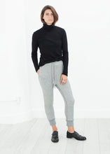 Load image into Gallery viewer, Highsoft Cropped Sweat in Heather Grey - ez haihv