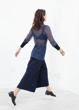 Load image into Gallery viewer, Cuffed Mesh Tee in Navy/Black - ez haihv