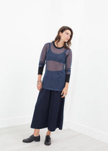 Load image into Gallery viewer, Cuffed Mesh Tee in Navy/Black - ez haihv