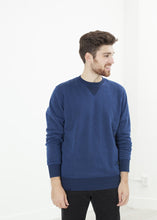 Load image into Gallery viewer, Jeth Sweatshirt in Blue/Royal - ez haihv
