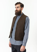 Load image into Gallery viewer, Kobe Vest in Brown - ez haihv