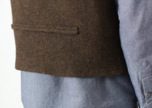 Load image into Gallery viewer, Kobe Vest in Brown - ez haihv