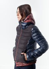 Load image into Gallery viewer, Cinosura Coat in Navy - ez haihv