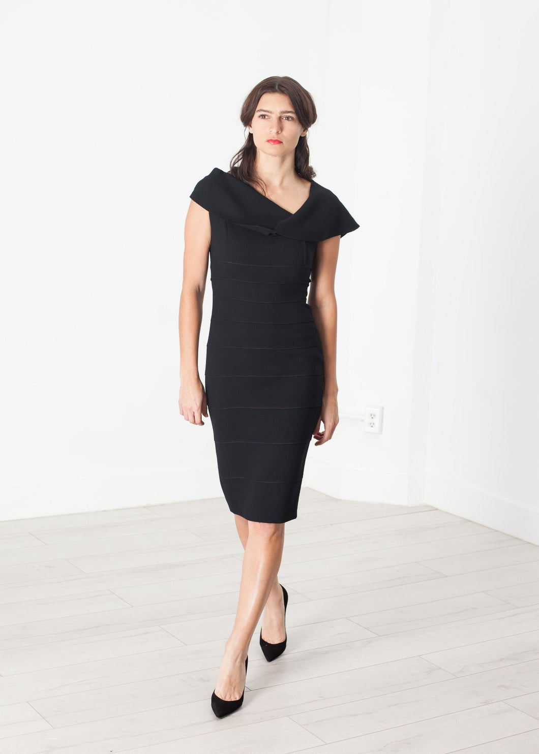 Asymmetric Dress in Black - ez haihv