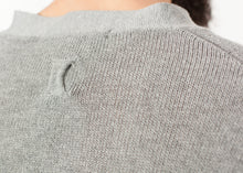 Load image into Gallery viewer, Garbo Henley in Grey - ez haihv