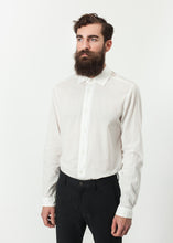 Load image into Gallery viewer, Hempel Shirt in White - ez haihv