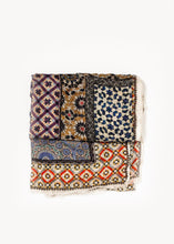 Load image into Gallery viewer, Compostella Scarf - ez haihv