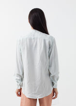 Load image into Gallery viewer, Classic Button Down - ez haihv
