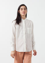 Load image into Gallery viewer, Classic Button Down - ez haihv