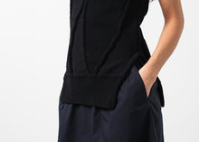 Load image into Gallery viewer, Curved Stripe Knit Tank - ez haihv