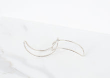 Load image into Gallery viewer, Bracelet 84 in Polished Silver - ez haihv
