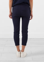Load image into Gallery viewer, Knit Chino Pant - ez haihv