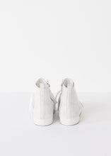Load image into Gallery viewer, High Top Sneaker - ez haihv
