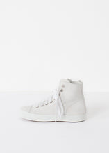 Load image into Gallery viewer, High Top Sneaker - ez haihv