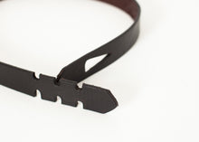 Load image into Gallery viewer, Buckle-less Belt in Black - ez haihv