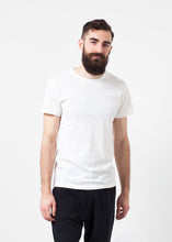 Load image into Gallery viewer, Comfort Tee in White Wool Blend - ez haihv