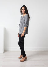 Load image into Gallery viewer, Cashmere Puff Sleeve Knit - ez haihv