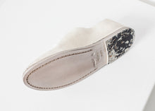 Load image into Gallery viewer, Diamond Slip-On in White - ez haihv