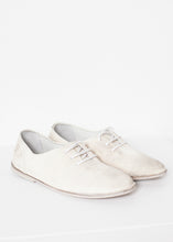 Load image into Gallery viewer, Diamond Slip-On in White - ez haihv