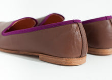 Load image into Gallery viewer, Bizi Cap Toe Loafer in Rose/Aubergine - ez haihv